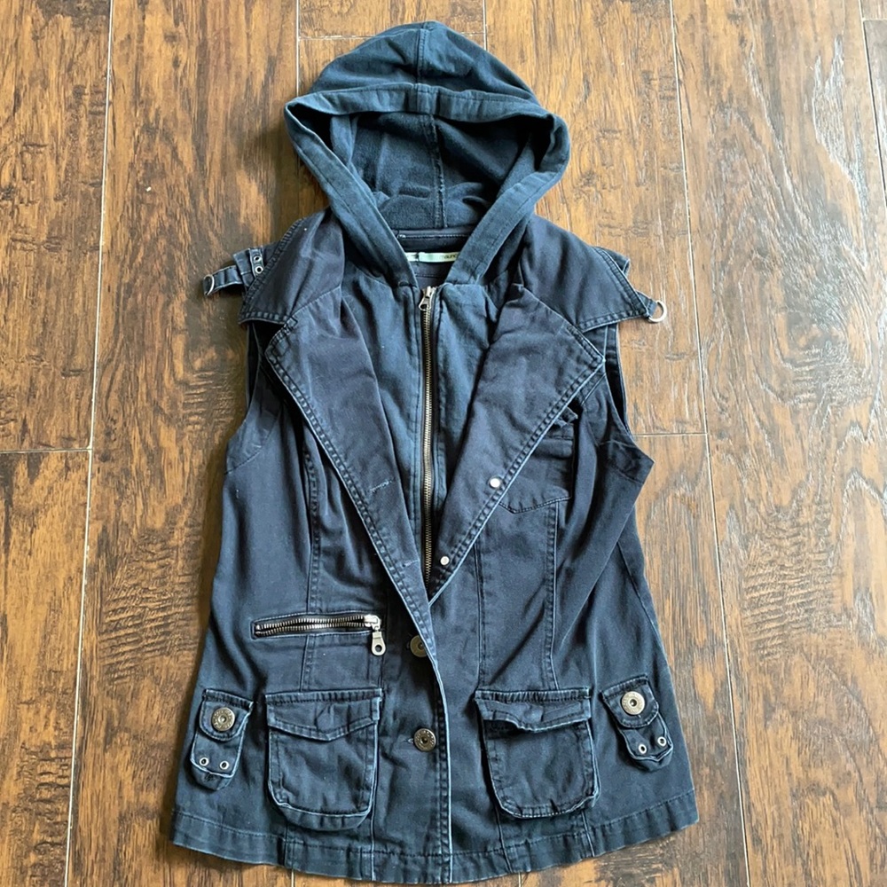 Hooded Vest